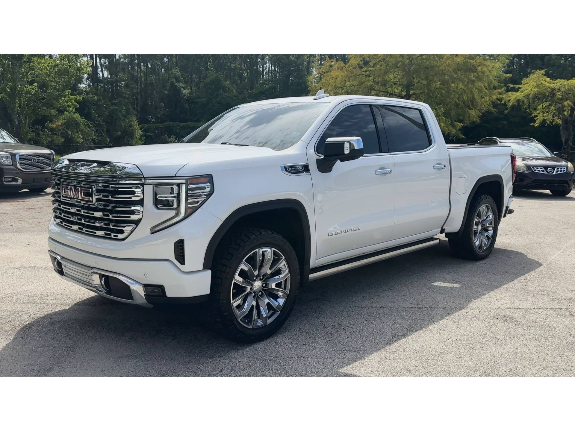 Certified 2024 GMC Sierra 1500 Denali w/ Denali Reserve Package AWD/4WD image 4