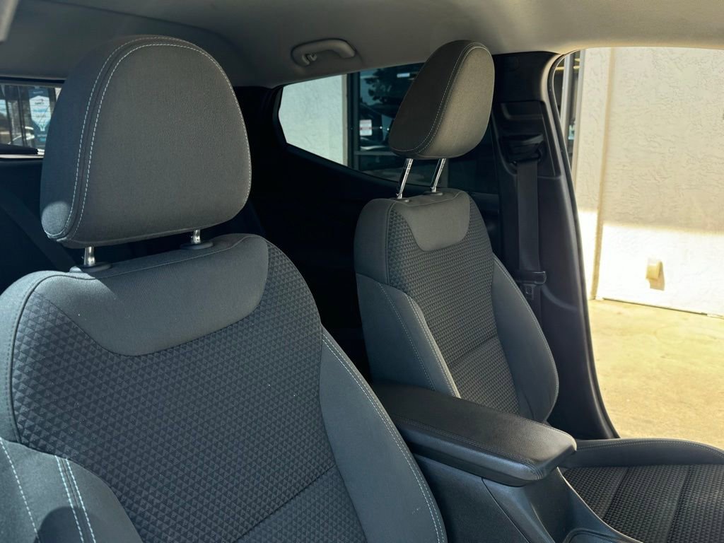 Used 2023 Chevrolet Bolt EUV LT image 26