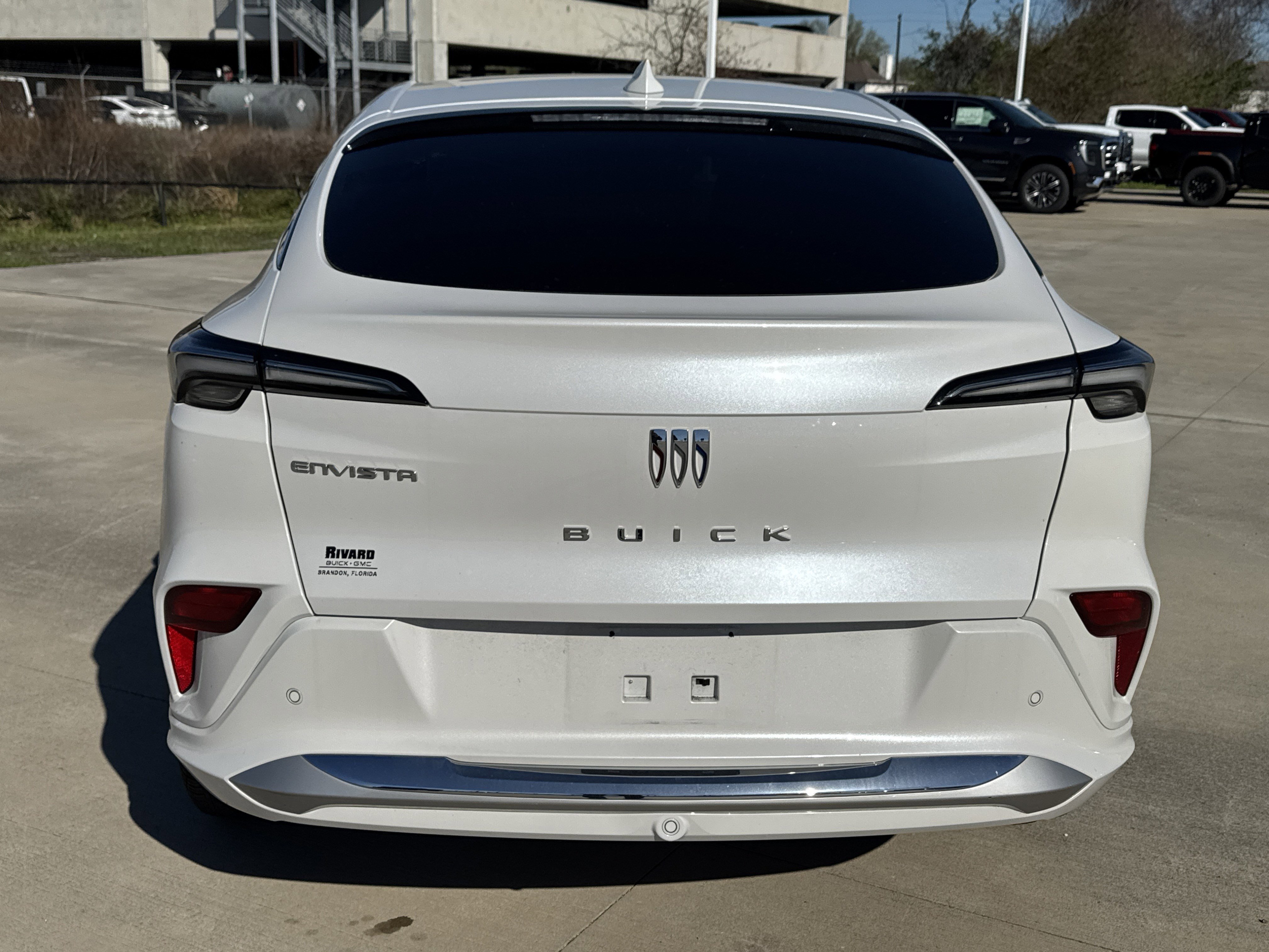 Used 2025 Buick Envista Avenir image 11