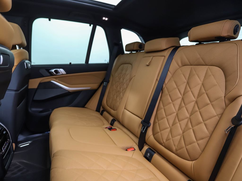 New 2026 BMW X5 xDrive40i w/ M Sport Package image 22