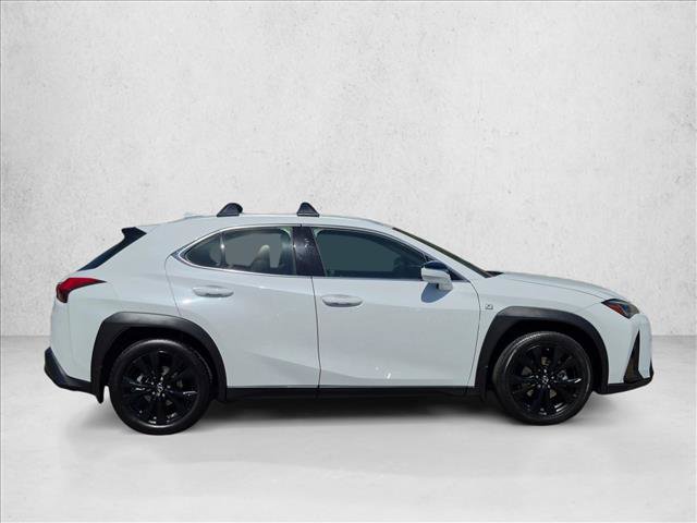 Used 2019 Lexus UX 200 F Sport w/ F Sport Premium Package FWD image 4