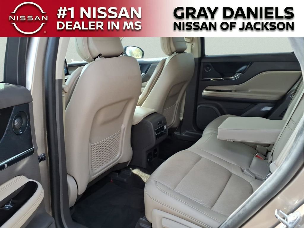 Used 2020 Lincoln Corsair Reserve w/ Equipment Group 201A image 26