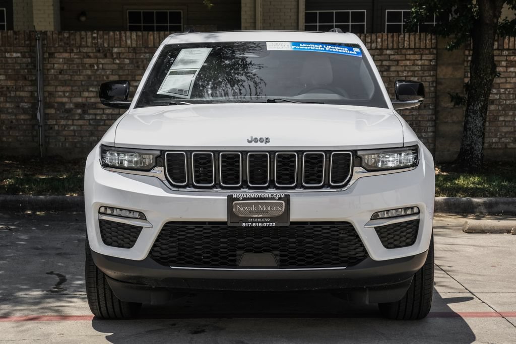 Used 2023 Jeep Grand Cherokee Limited RWD image 11