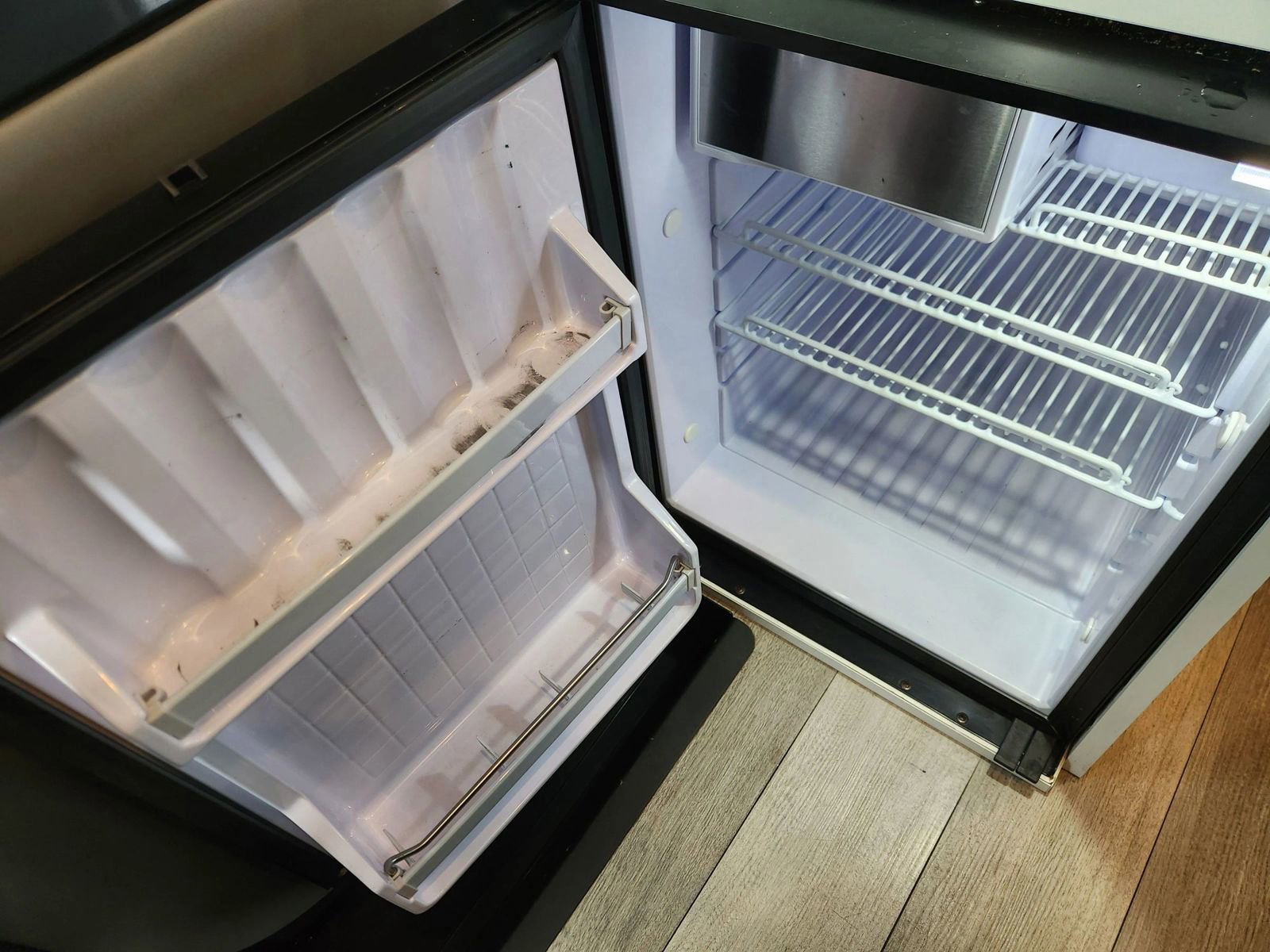 Used 2023 Mercedes-Benz Sprinter 2500 image 40