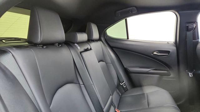 Used 2024 Lexus UX 250h FWD image 25