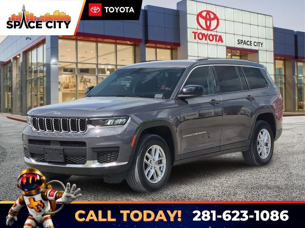 Used 2023 Jeep Grand Cherokee L Laredo AWD/4WD image 1