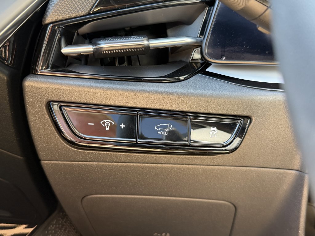 Used 2023 Kia Niro Wave w/ Wave Preserve Package image 26