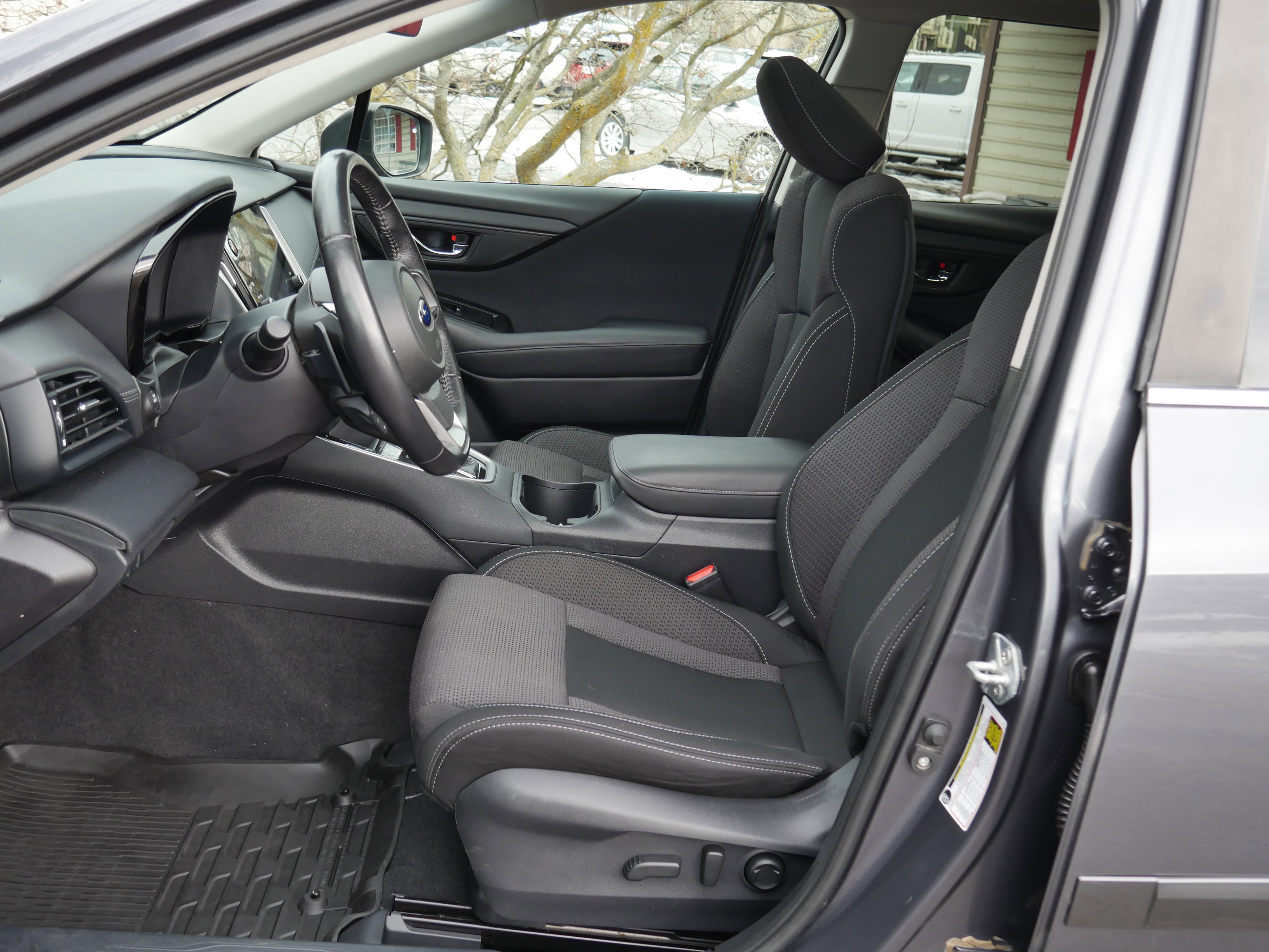 Used 2021 Subaru Outback Premium w/ Popular Package #1 image 3