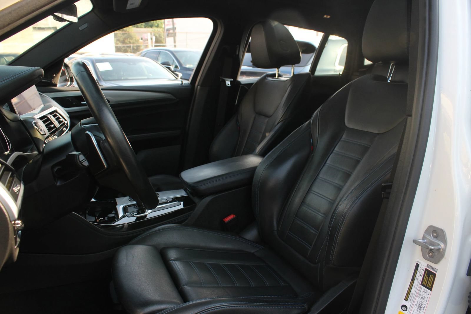Used 2019 BMW X4 xDrive30i w/ Executive Package AWD/4WD image 14