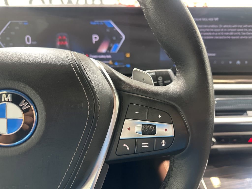 Used 2024 BMW X5 xDrive50e w/ Premium Package image 23