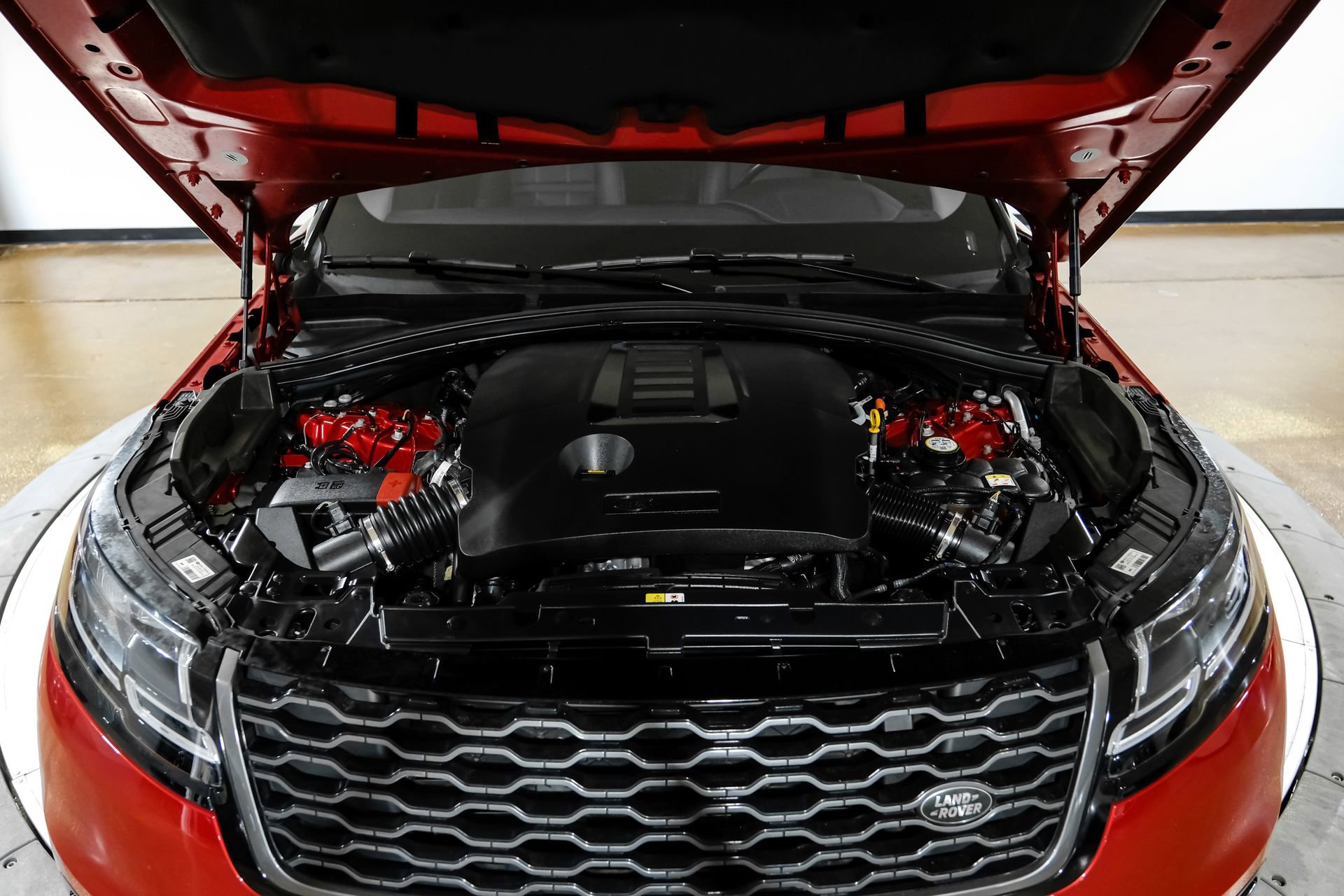 Used 2023 Land Rover Range Rover Velar R-Dynamic S image 51