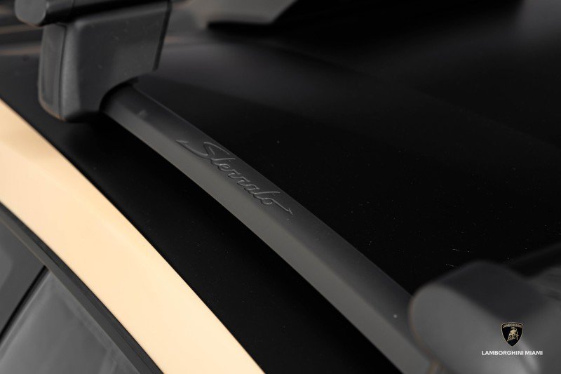 Used 2024 Lamborghini Huracan Sterrato image 5