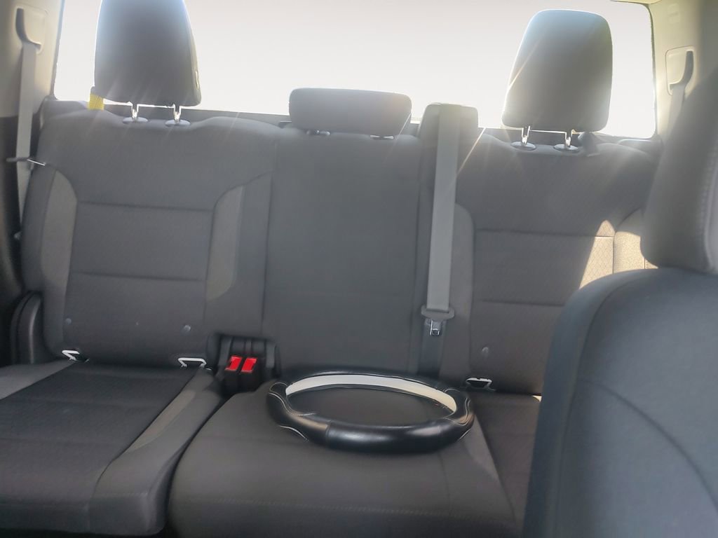 Used 2022 Chevrolet Silverado 1500 LT AWD/4WD image 13
