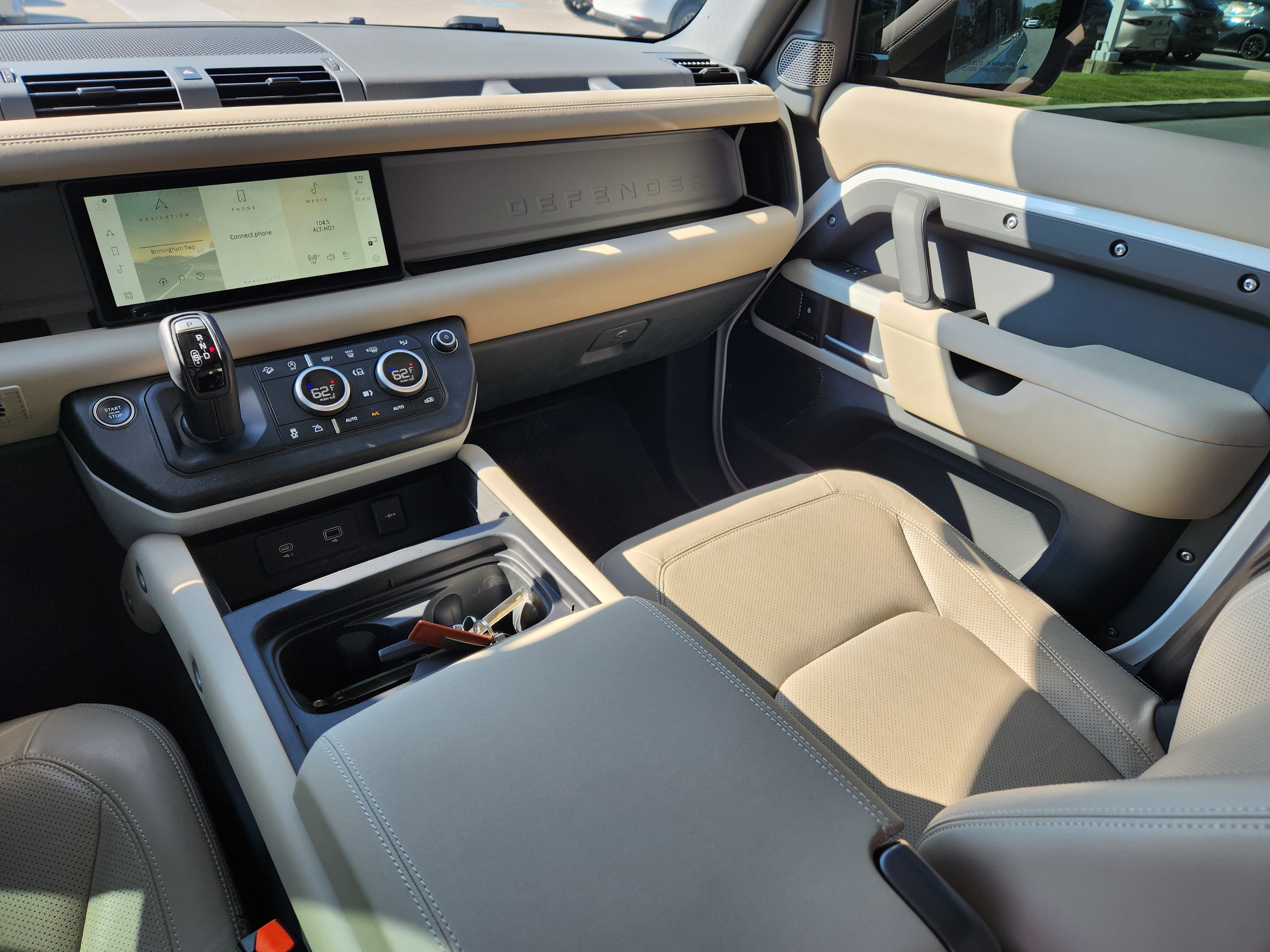 Certified 2024 Land Rover Defender 110 S AWD/4WD image 14