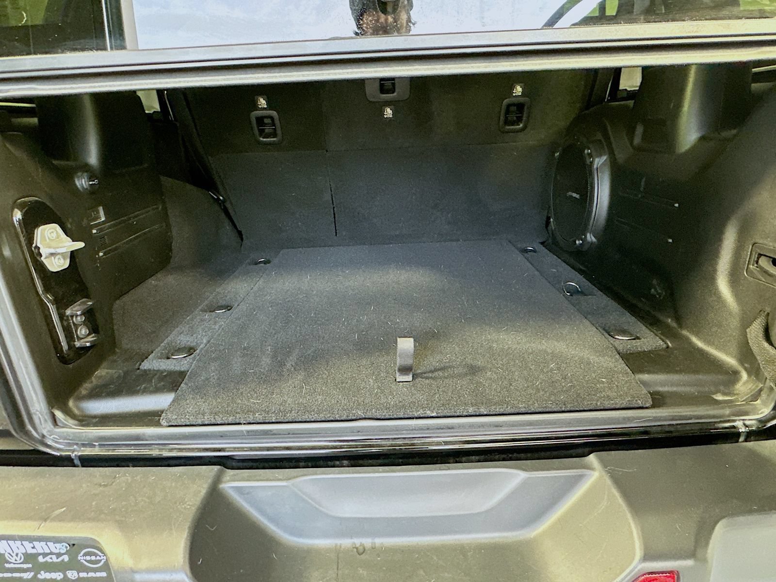 Used 2018 Jeep Wrangler Unlimited Rubicon AWD/4WD image 25