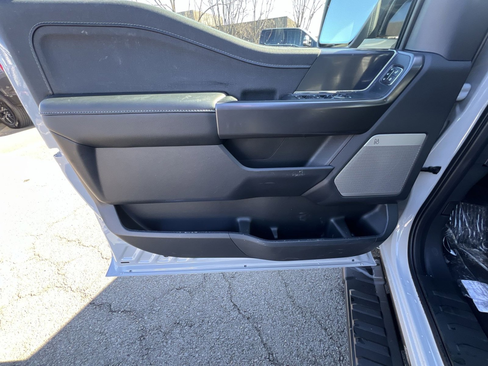 New 2026 Ford F150 Lariat w/ Equipment Group 501A Mid image 15