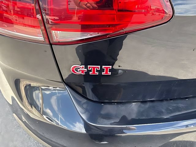 Used 2017 Volkswagen GTI Sport FWD image 8