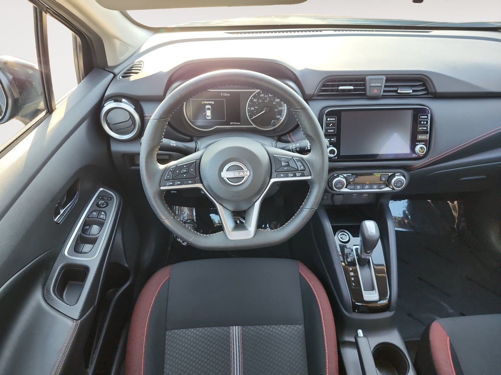 Used 2025 Nissan Versa SR w/ Trunk Package FWD image 10