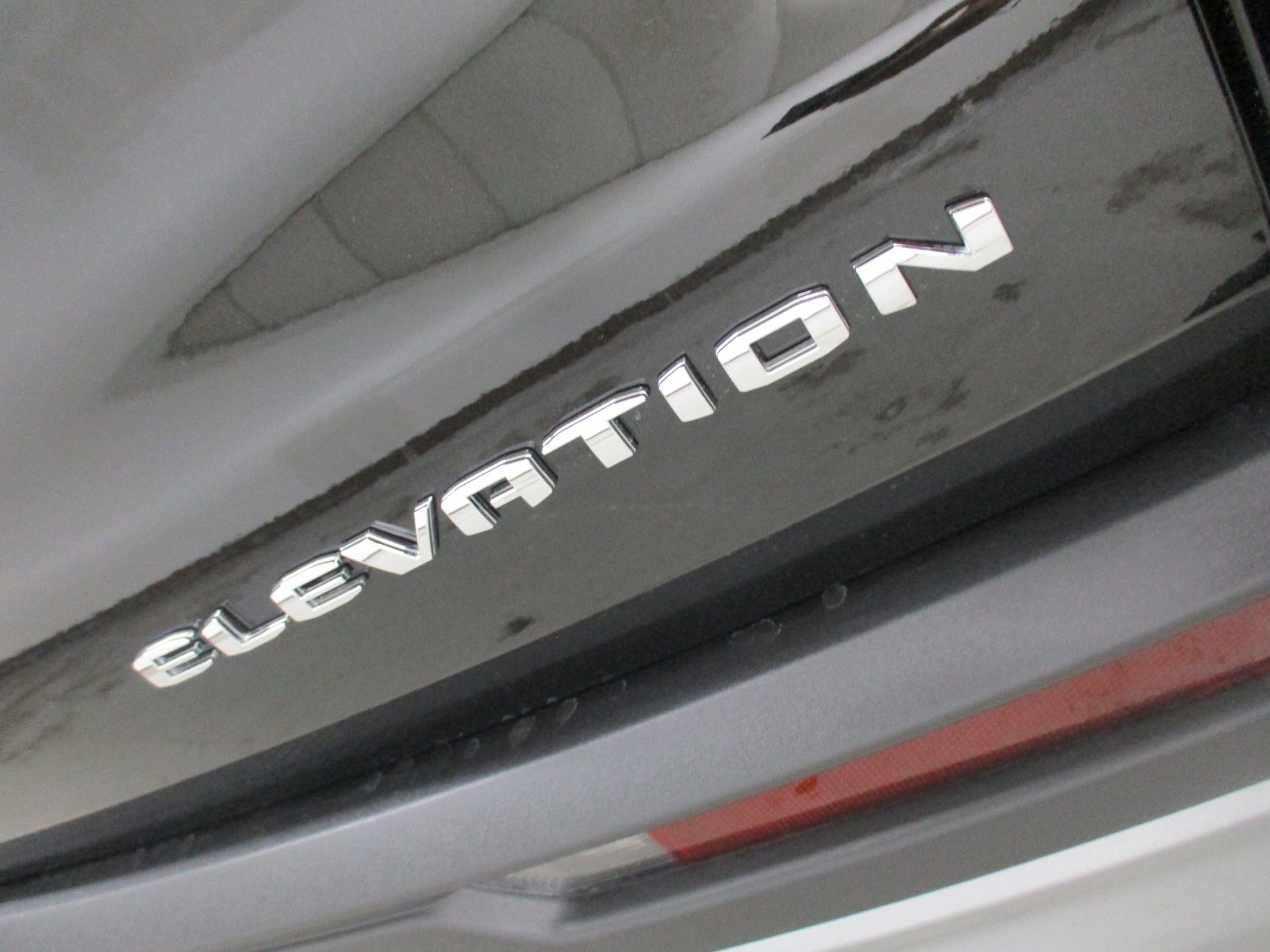 New 2026 GMC Acadia Elevation w/ Elevation Premium Package AWD/4WD image 8
