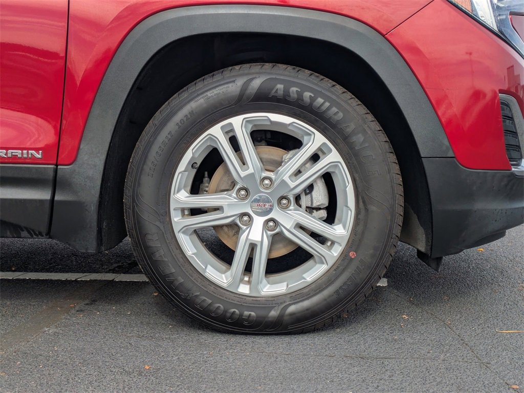 Used 2021 GMC Terrain SLE image 12