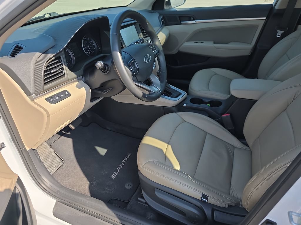 Used 2019 Hyundai Elantra Value Edition w/ Winter Weather Package FWD image 10
