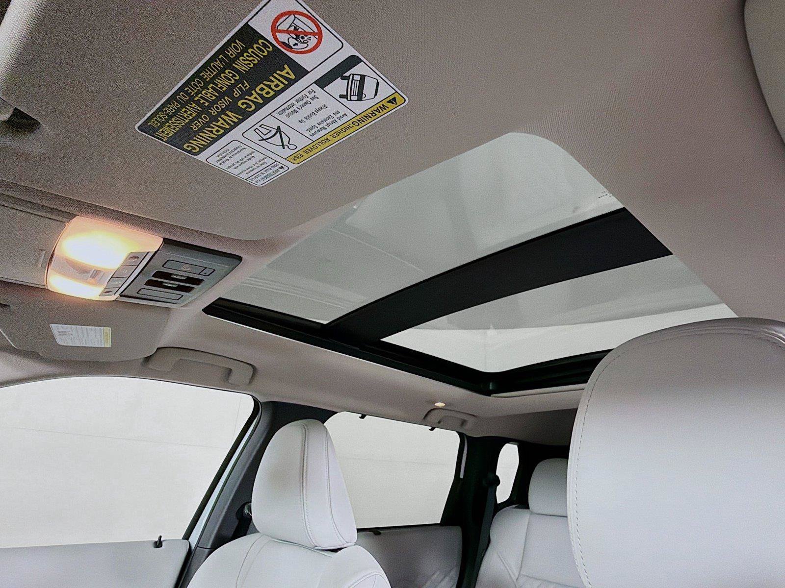 Used 2024 Mitsubishi Outlander SEL AWD/4WD image 5