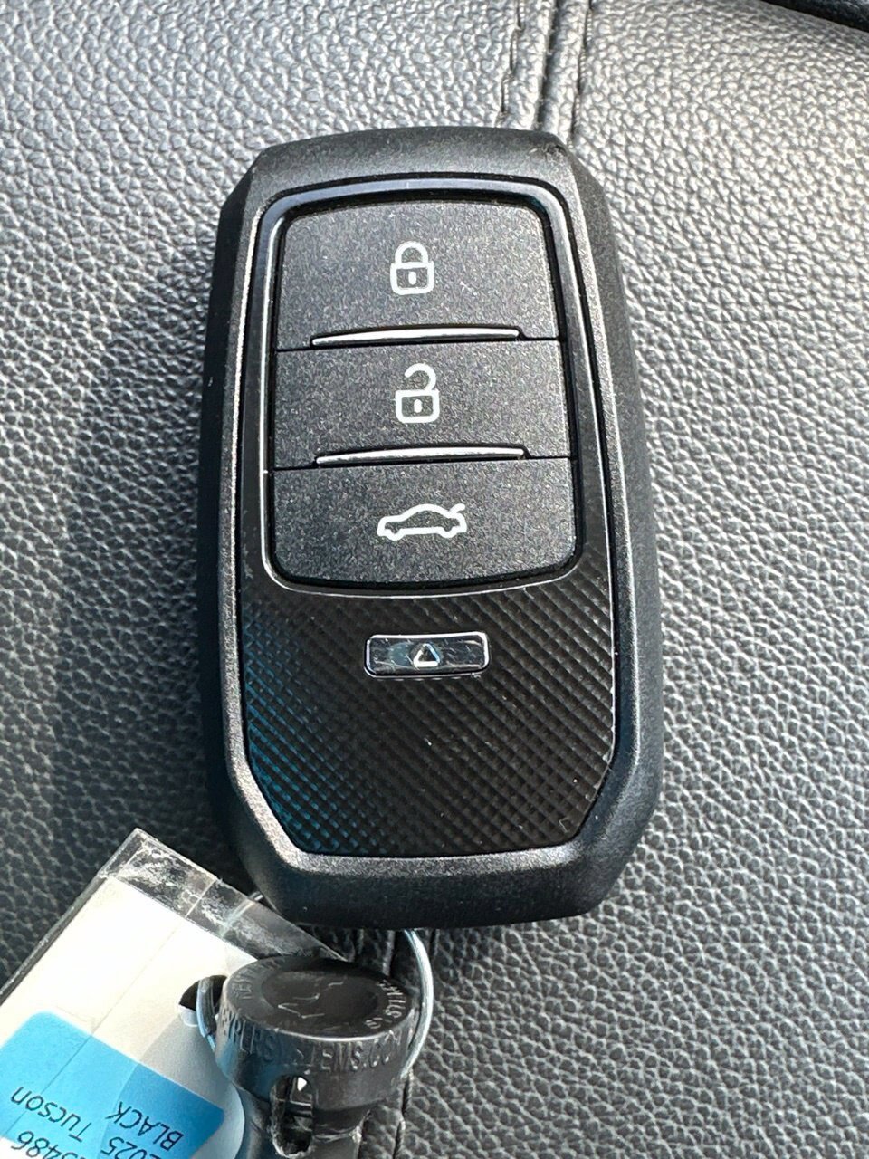 Used 2025 Hyundai Tucson SEL FWD image 28