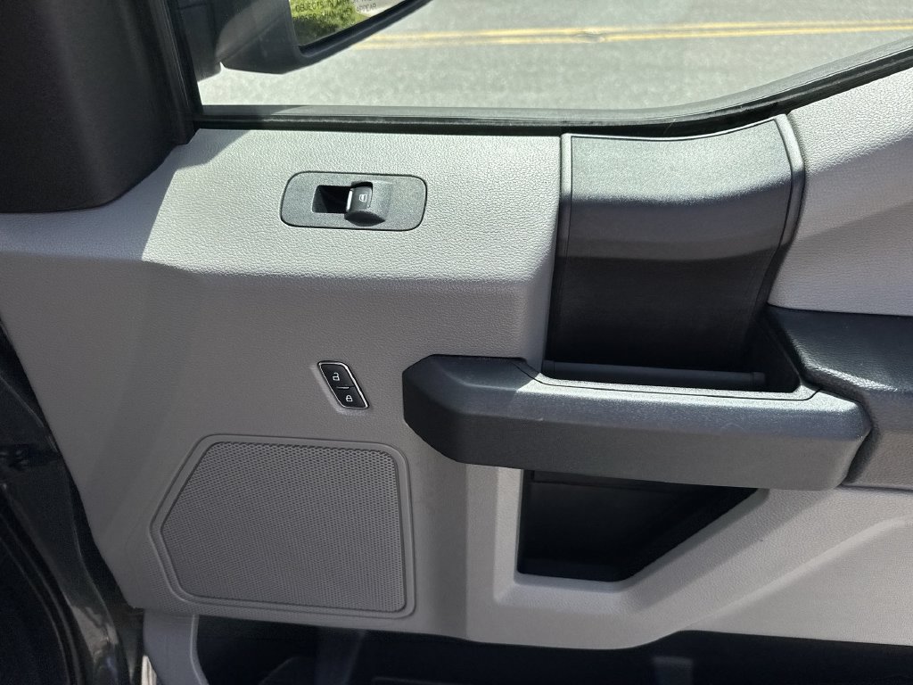 Used 2016 Ford F150 XL w/ Equipment Group 101A Mid RWD image 42