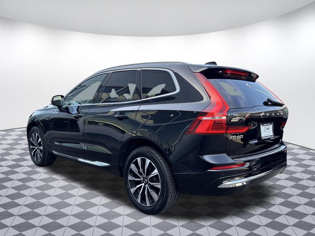 Used 2023 Volvo XC60 B5 Plus AWD/4WD image 5