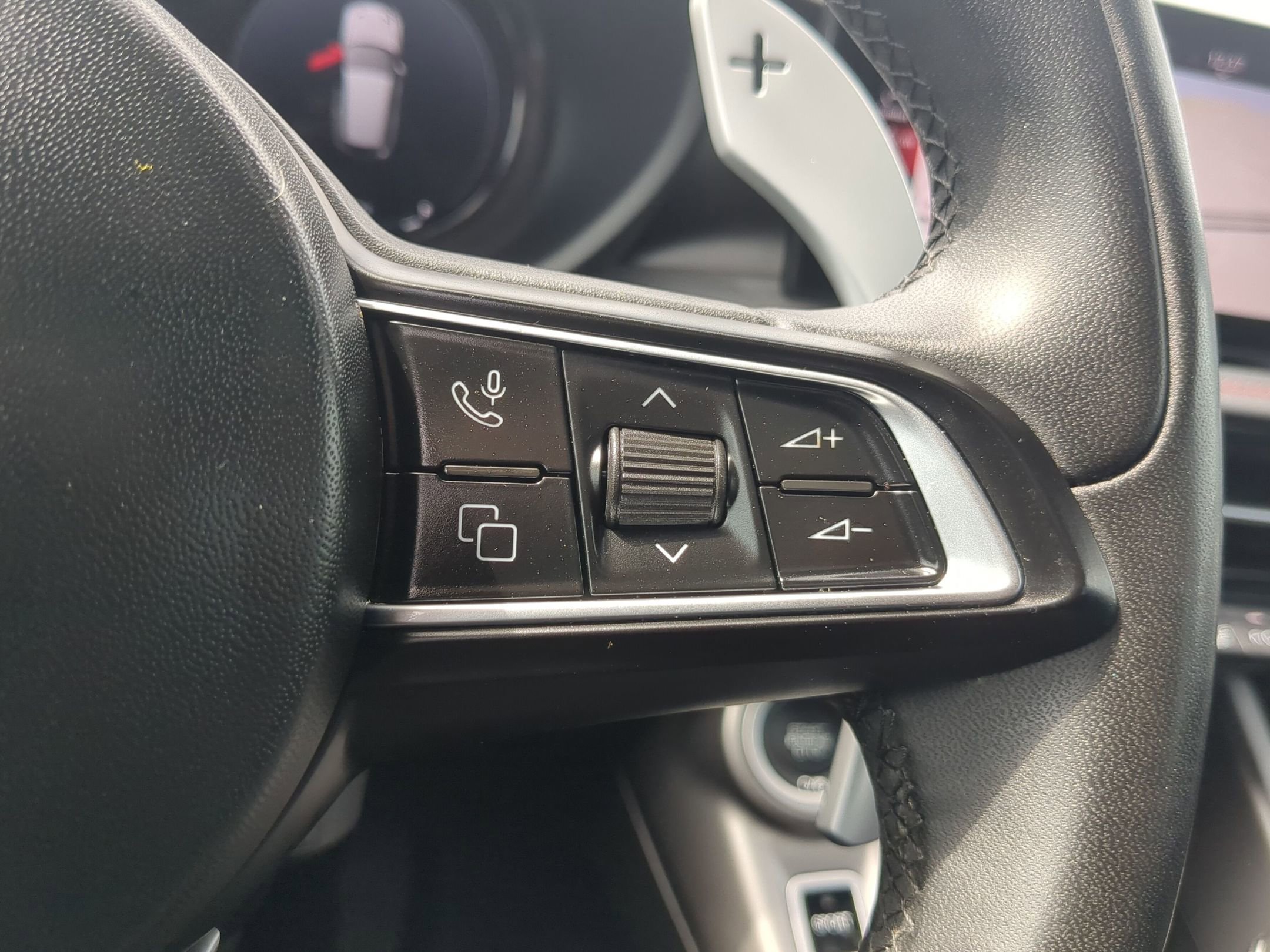 Used 2024 Dodge Hornet R/T Plus w/ R/T Blacktop Package image 23