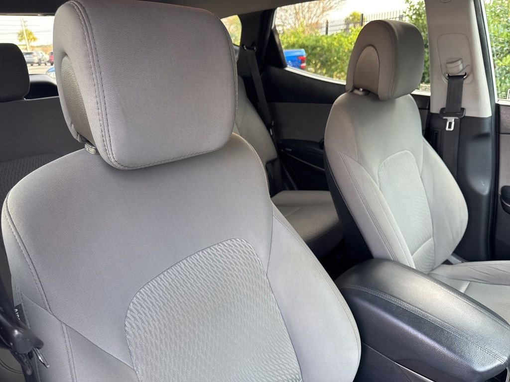 Used 2018 Hyundai Santa Fe Sport image 19