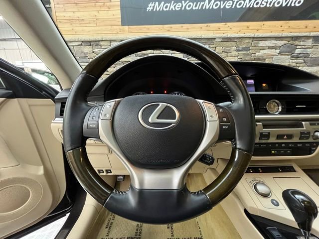 Used 2013 Lexus ES 350 w/ Premium Pkg FWD image 17