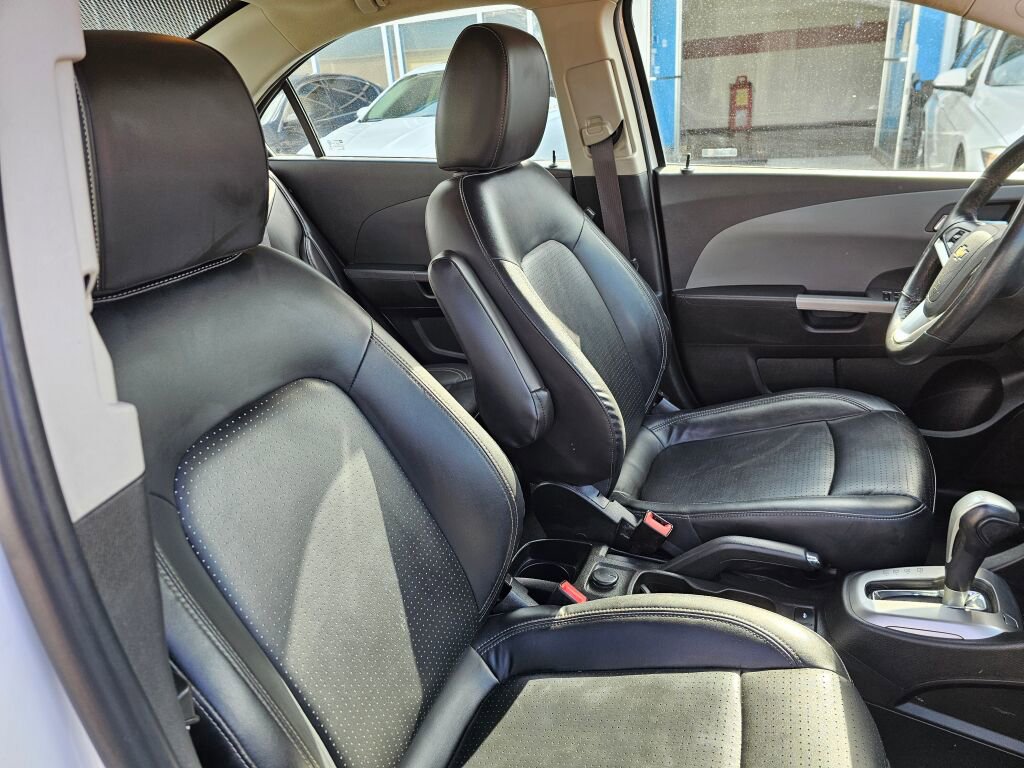 Used 2019 Chevrolet Sonic Premier image 13