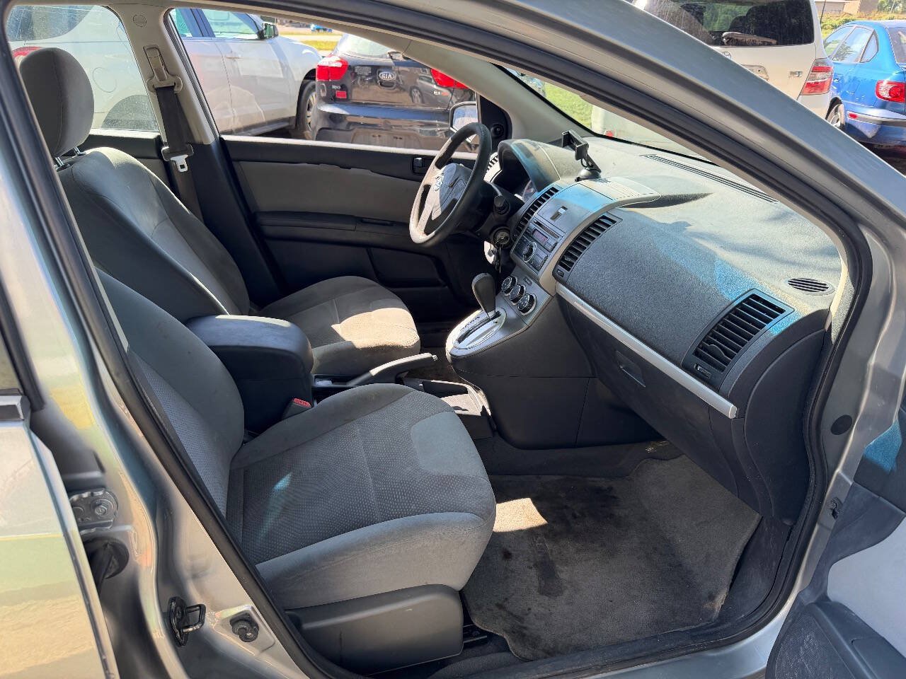 Used 2010 Nissan Sentra 2.0 FWD image 13