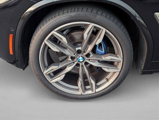 Used 2018 BMW X3 M40i image 9