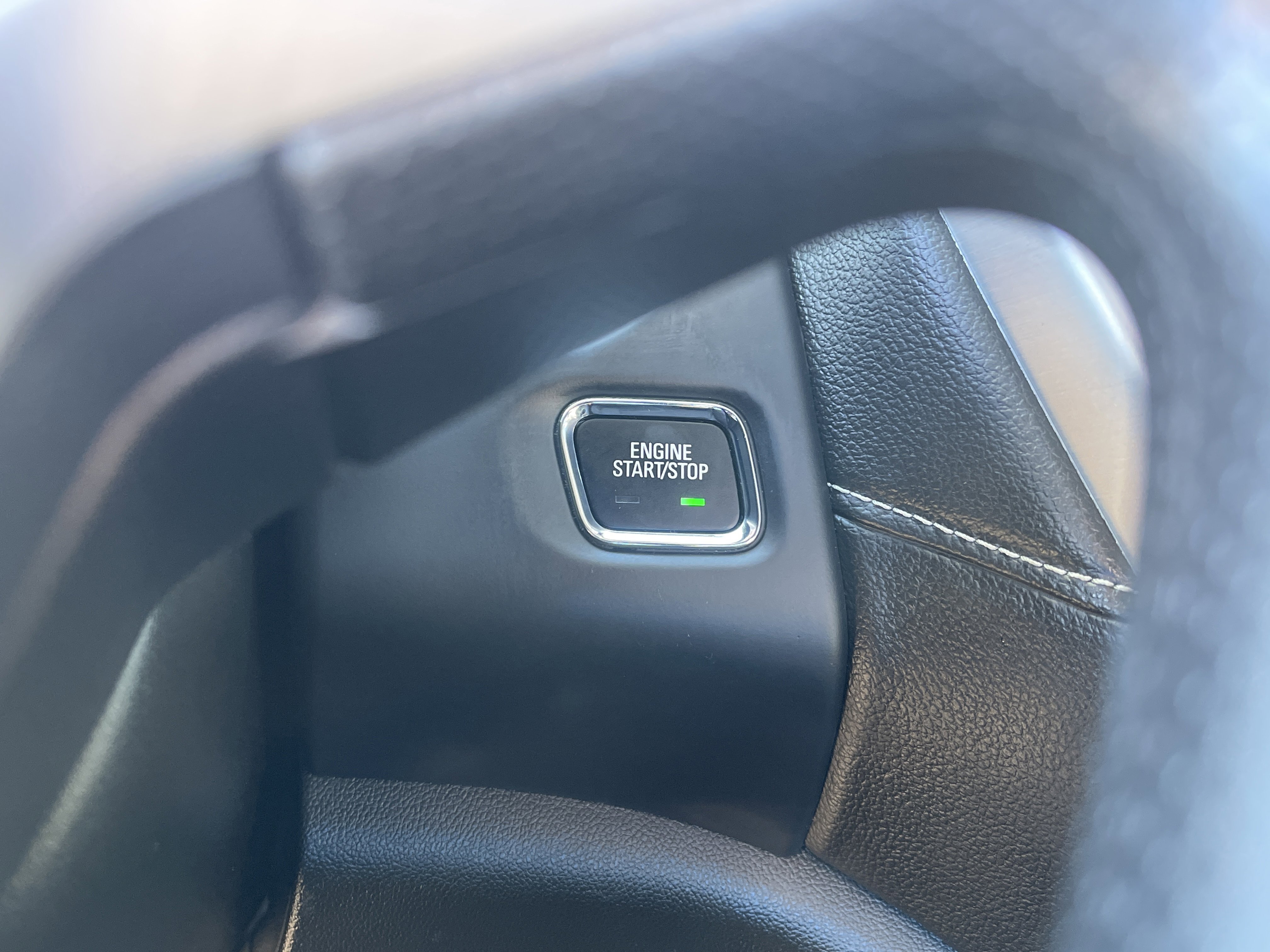 Used 2023 GMC Acadia SLE w/ Driver Convenience Package image 19