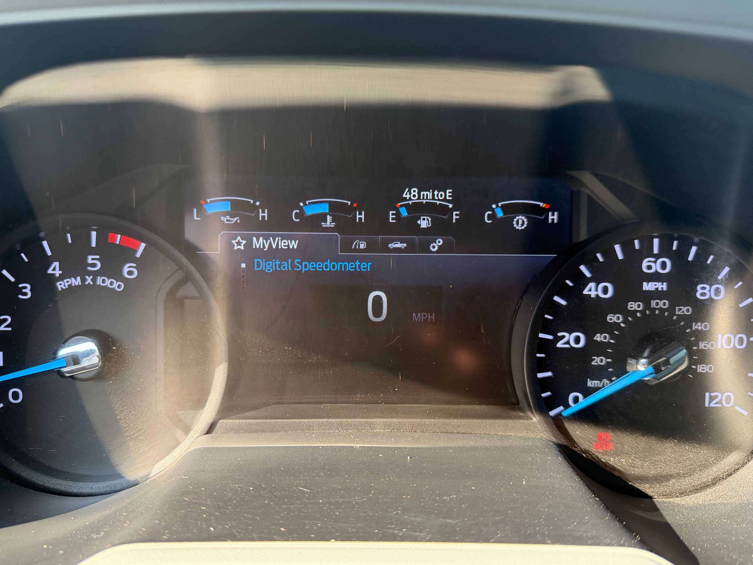 Used 2022 Ford F650 2WD Regular Cab Super Duty image 14