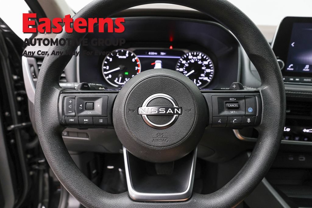 Used 2023 Nissan Rogue SV AWD/4WD image 10