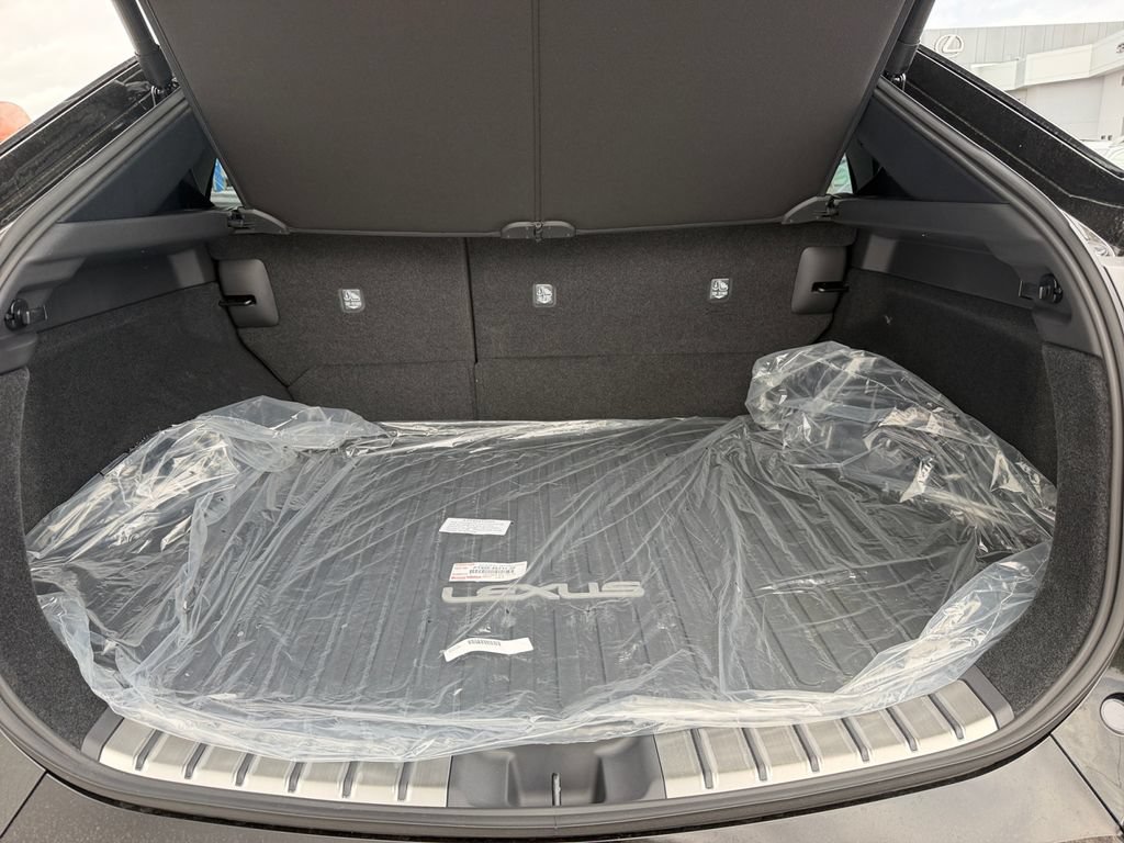 New 2026 Lexus RZ 450e AWD w/ Accessory Package (2T) image 33