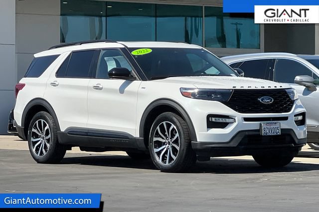 Used 2022 Ford Explorer ST-Line w/ Class IV Trailer Tow Package AWD/4WD image 1