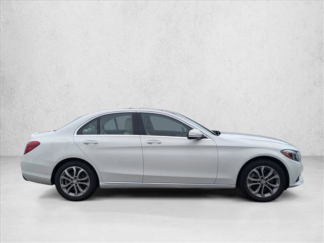 Used 2015 Mercedes-Benz C 300 4MATIC Sedan image 4