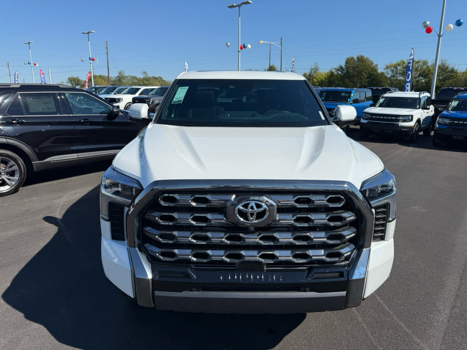 Used 2025 Toyota Tundra Platinum AWD/4WD image 21