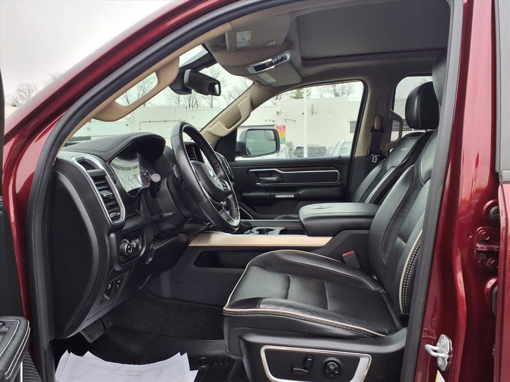 Used 2019 RAM 1500 Laramie image 9