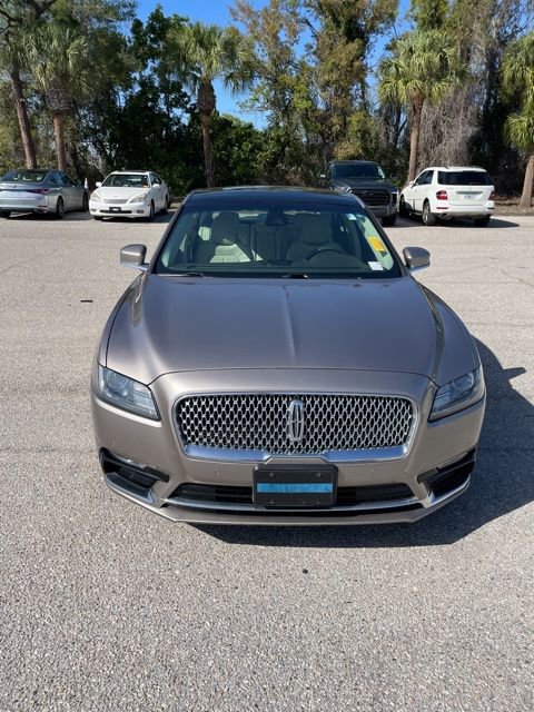Used 2019 Lincoln Continental Select image 6