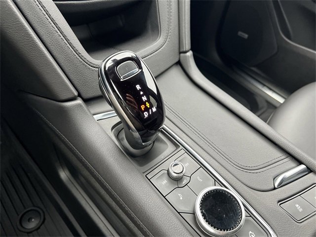 Certified 2025 Cadillac XT5 Luxury w/ LPO, Floor Liner Package image 19