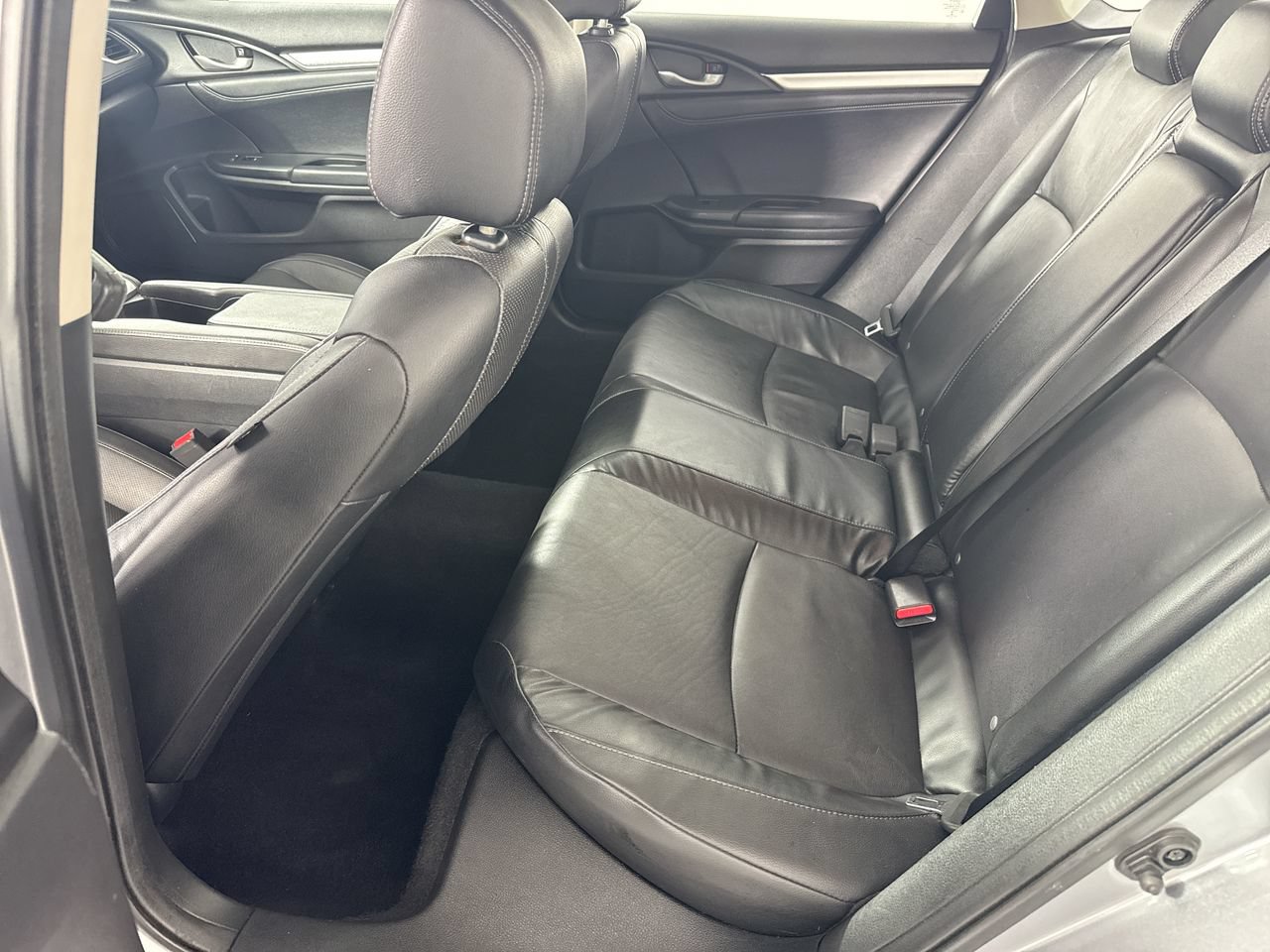 Used 2016 Honda Civic EX-L image 26