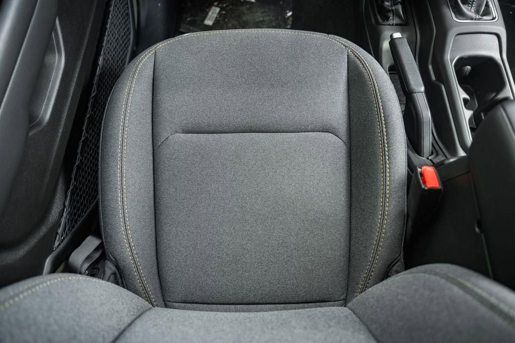 New 2025 Jeep Gladiator Sport AWD/4WD image 33