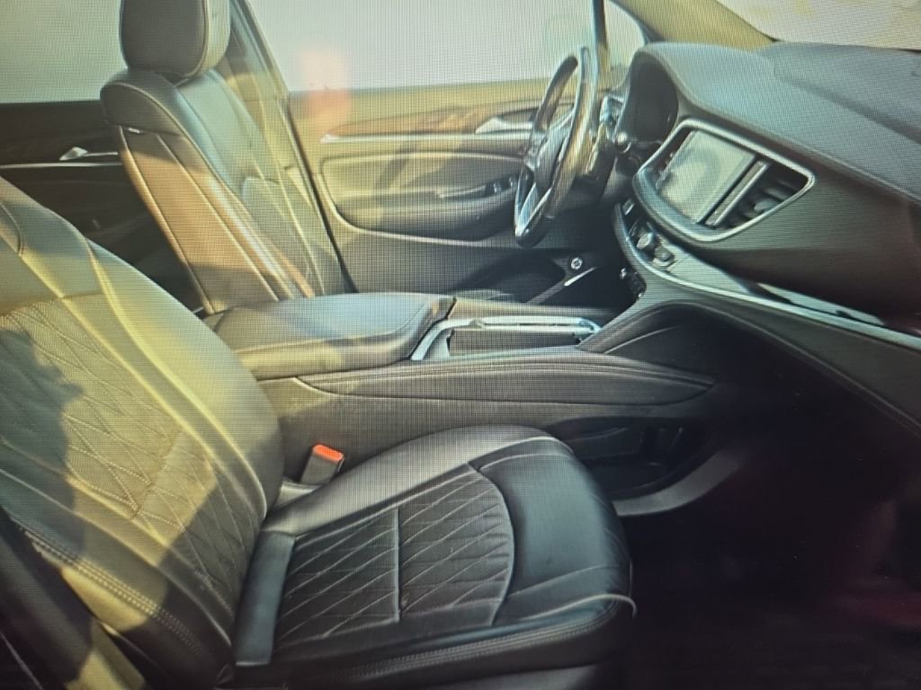 Used 2023 Buick Enclave Avenir w/ Avenir Technology Package image 12