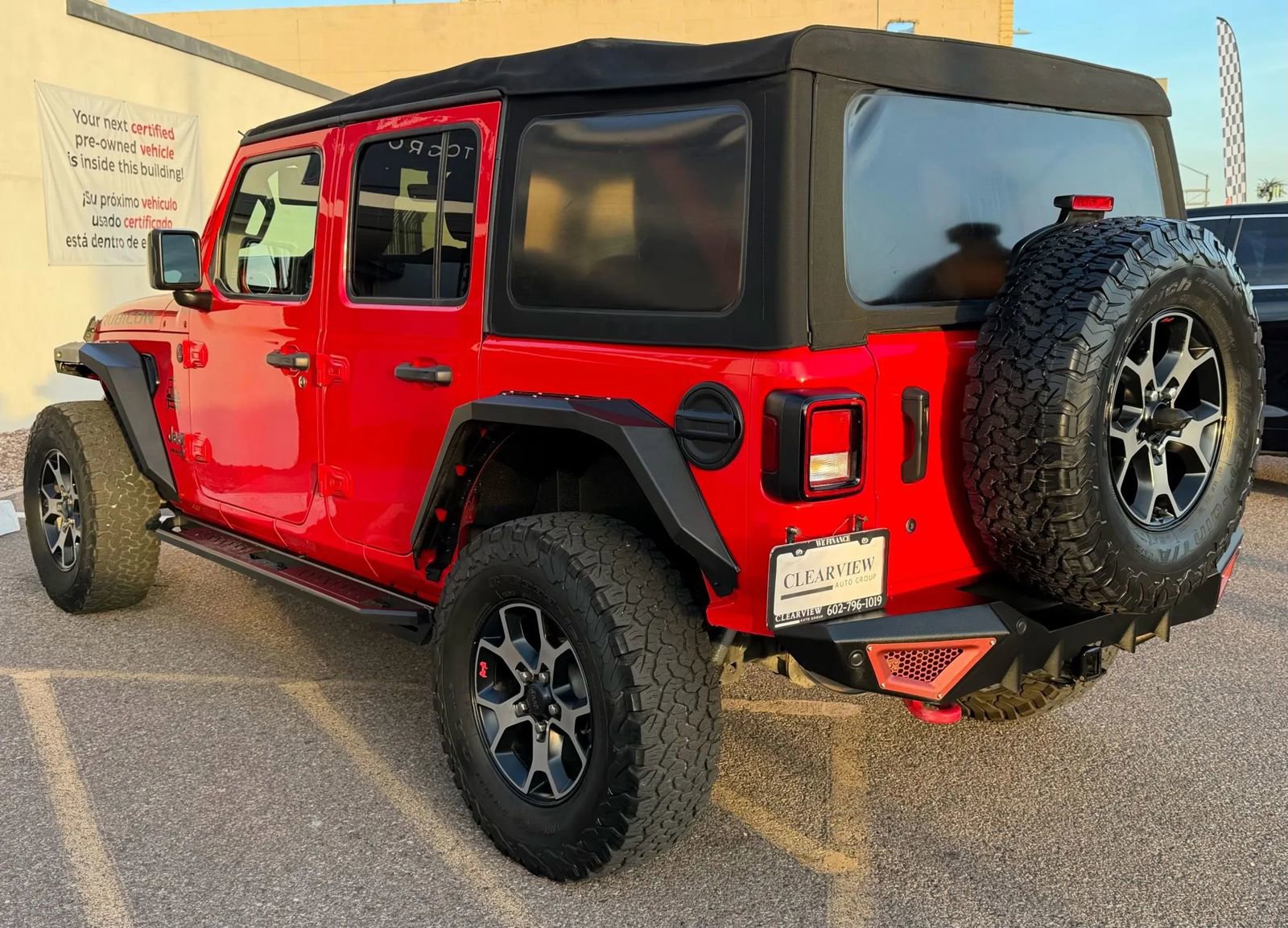 Used 2018 Jeep Wrangler Unlimited Rubicon AWD/4WD image 7