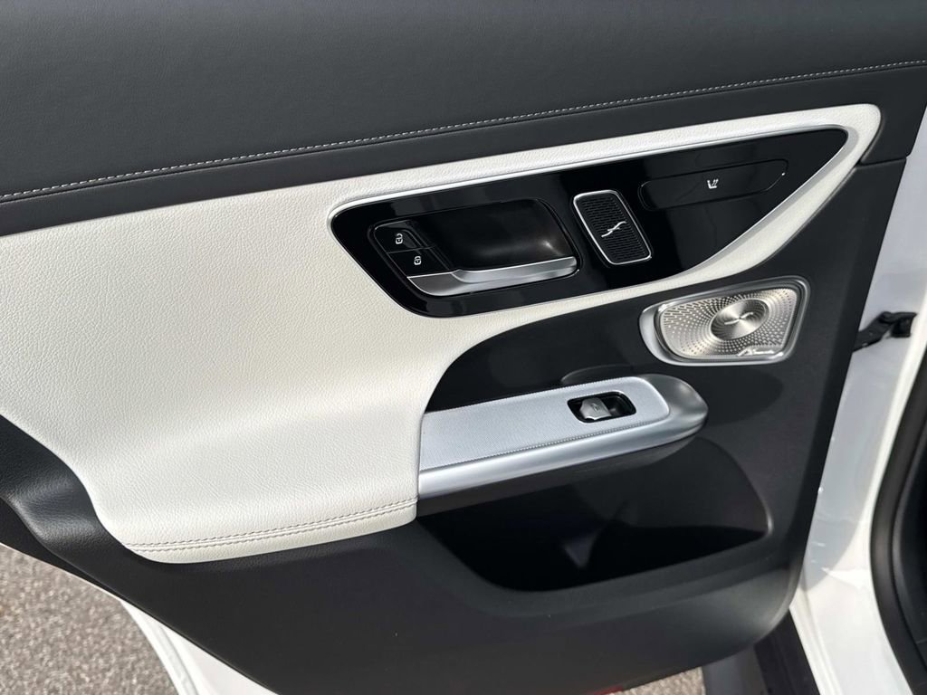 New 2026 Mercedes-Benz GLC 300 4MATIC image 12